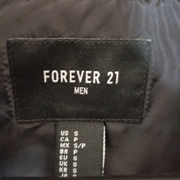 Forever 21 Men's Zip Up Track Jacket - Picture 2 of 11